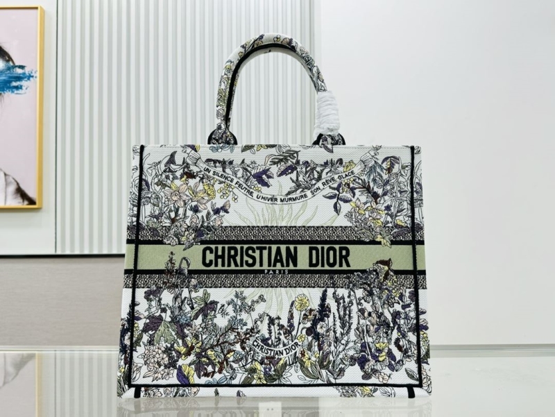 Dior Shopping Bags